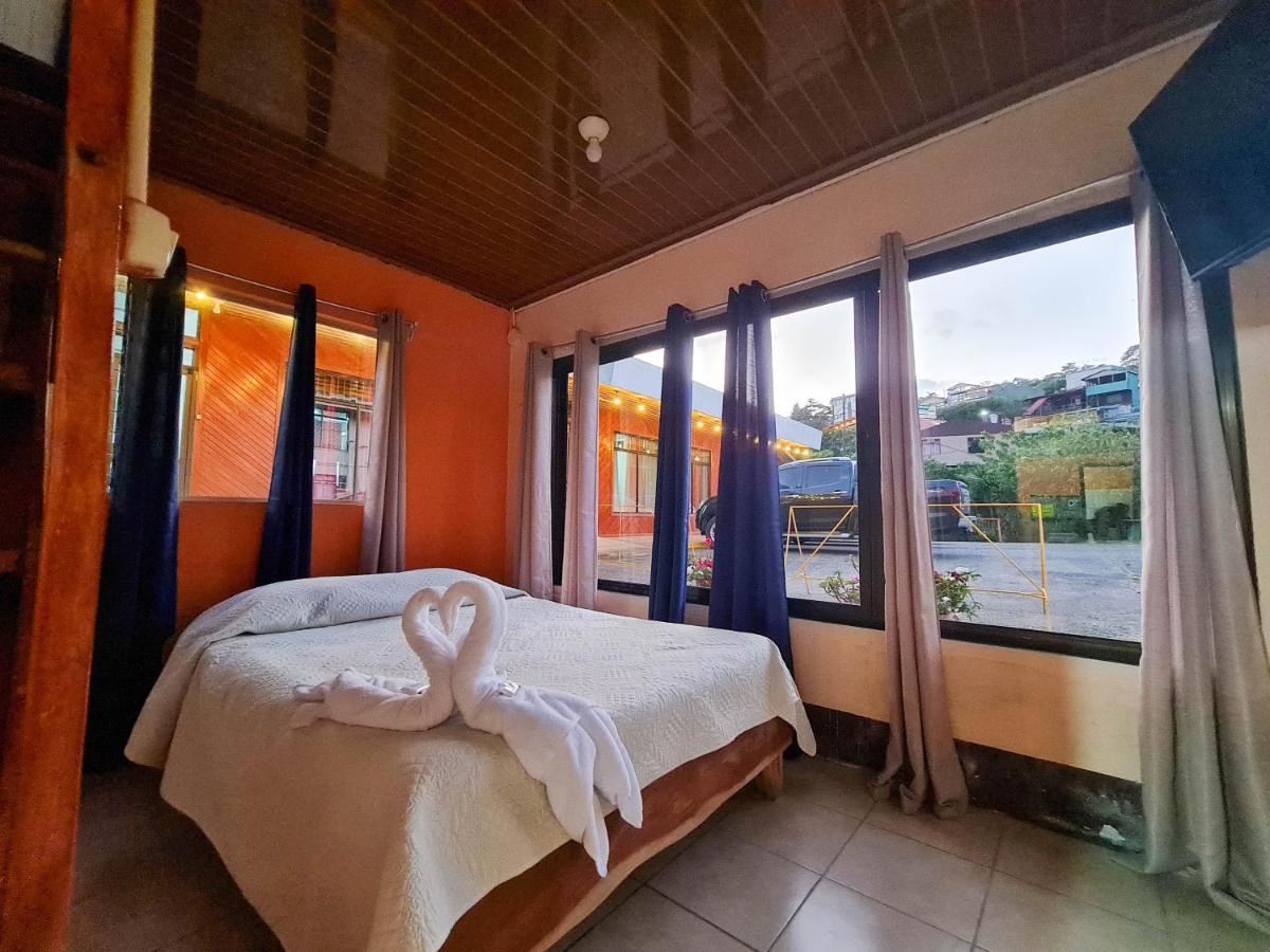 الجبل الأخضر Cabinas Selva Verde المظهر الخارجي الصورة