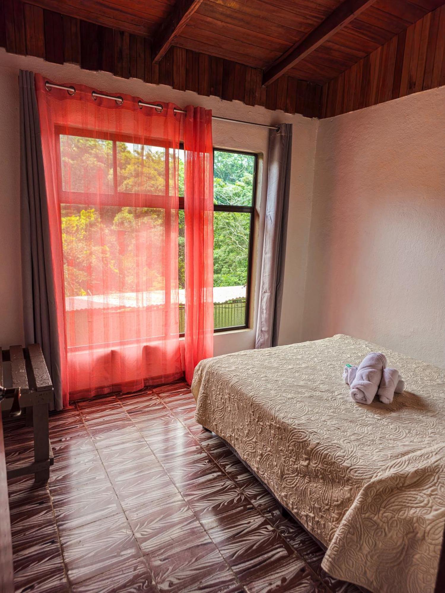 الجبل الأخضر Cabinas Selva Verde الغرفة الصورة